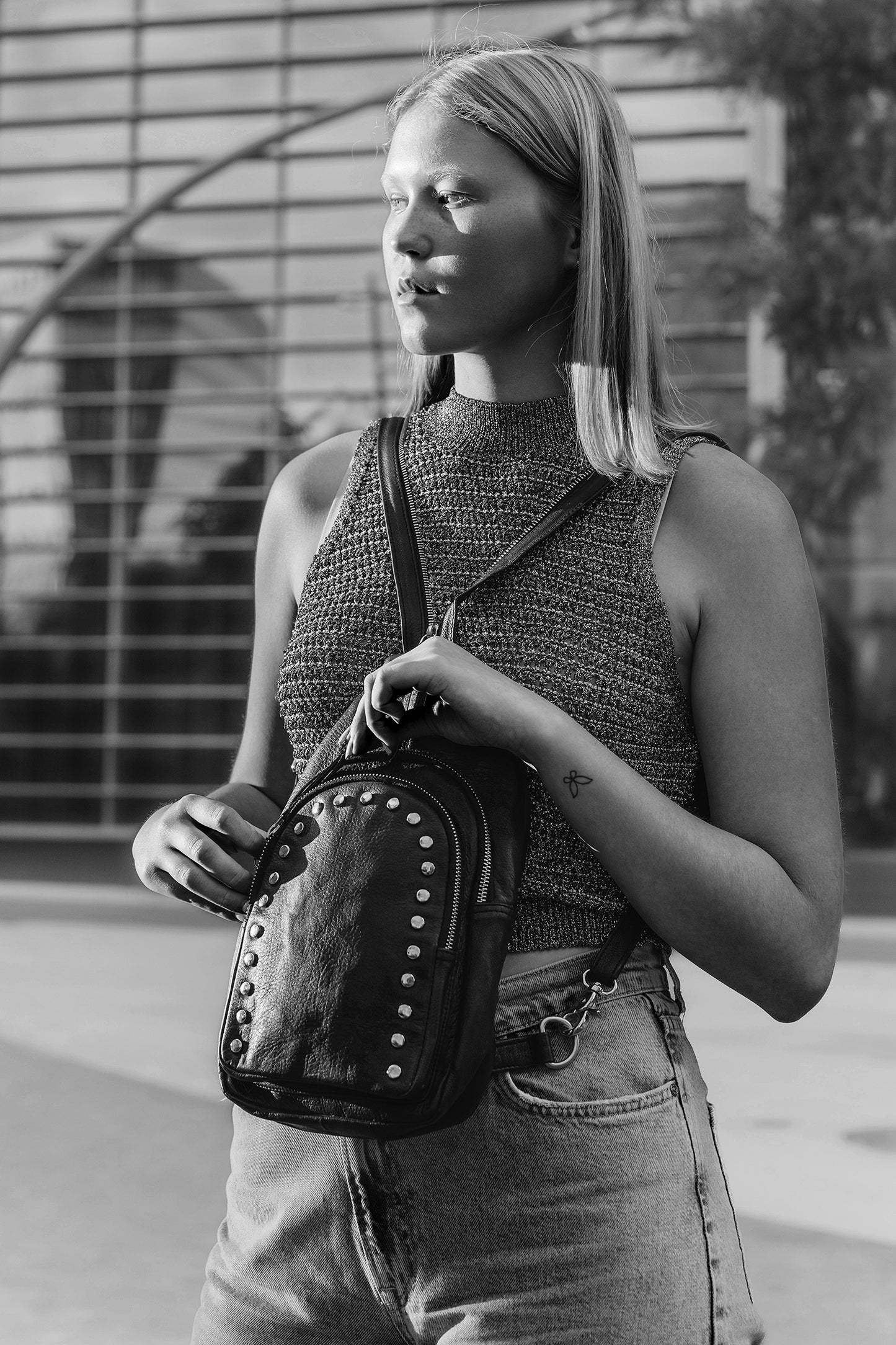 Mochila Piel con tachitas